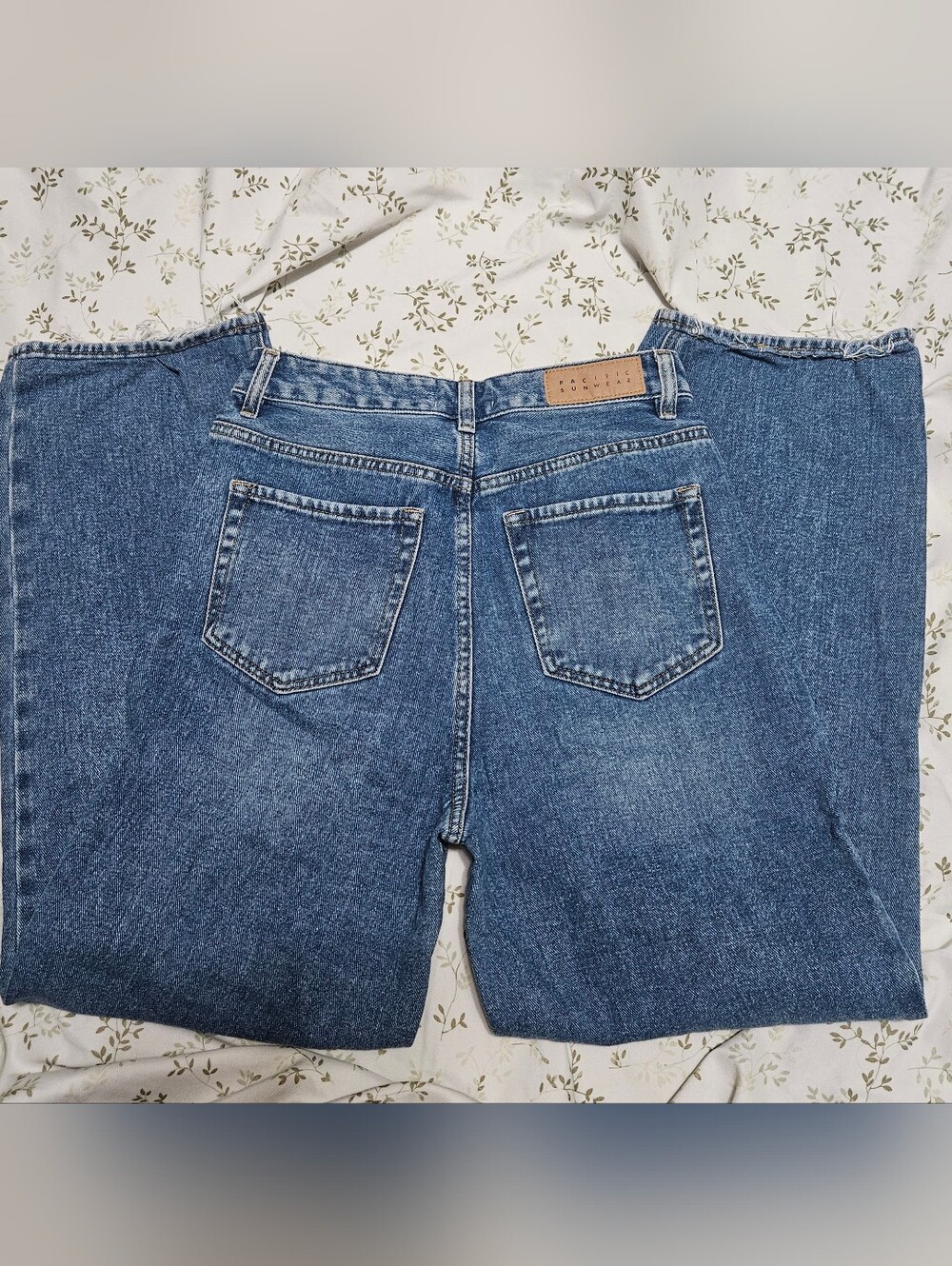 Pacsun '90s Boyfriend High-Rise Denim Jeans in Medium Blue